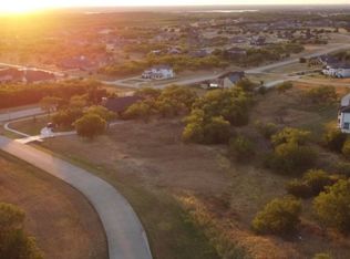 2537 Town View Dr, Cedar Hill, TX 75104