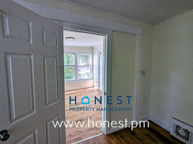 36 Prospect St #3 — Photo 24