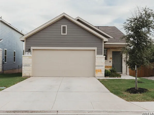 122 Canopy Oak Rd, New Braunfels, TX 78130