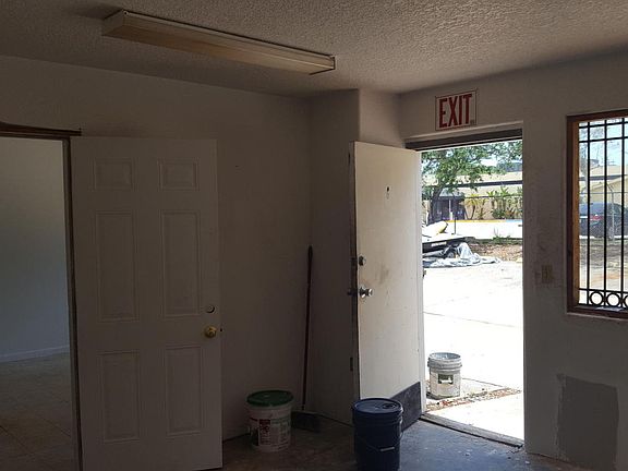 4th image of 325 Madison Ave