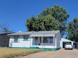 1505 Sheridan Rd, Pekin, IL 61554