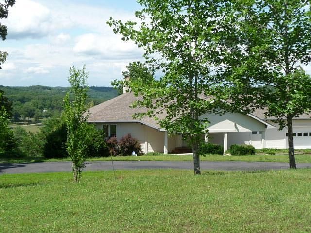 1st image of 121 Cliffside Dr