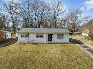 3225 Fielding Pl, Greensboro, NC 27405