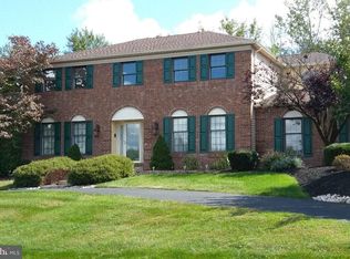2189 Pennsbury Dr, Jamison, PA 18929