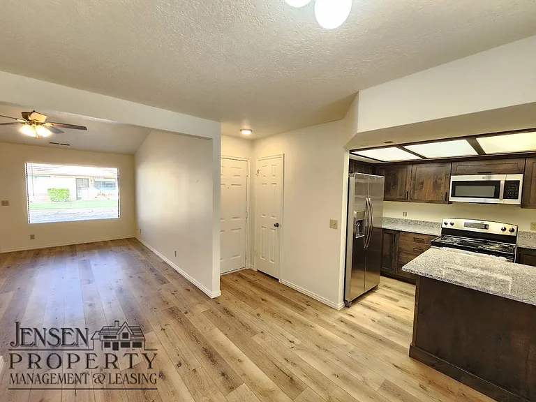 1075 N 1400 W #38 — Photo 7
