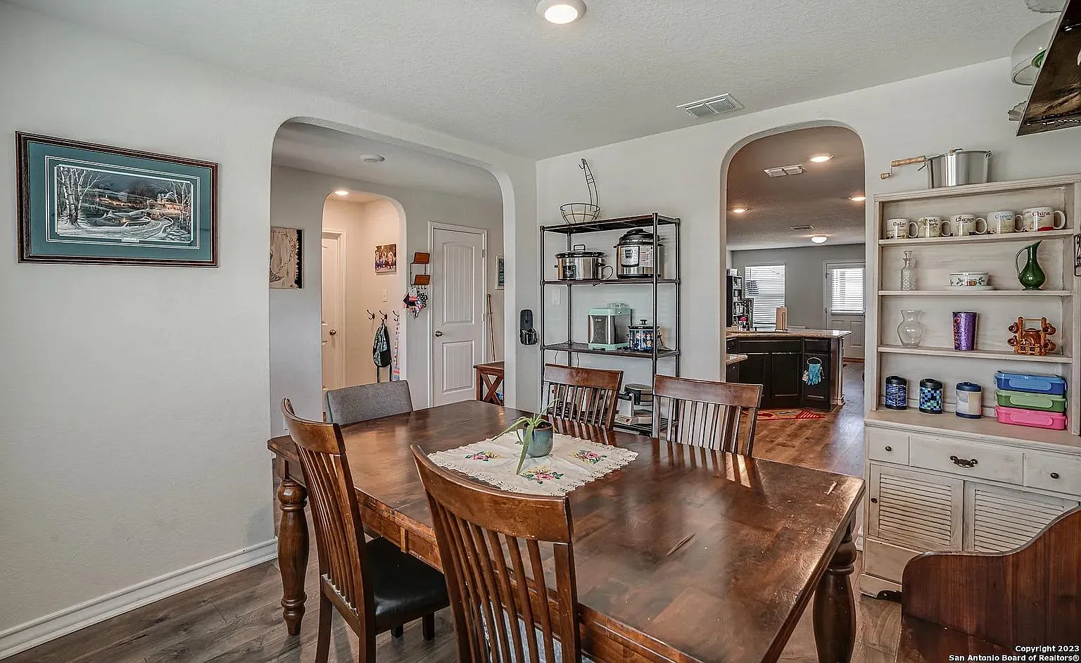 5 bed, 3.5 bath, 2680 sqft, $2,495 — Photo 4
