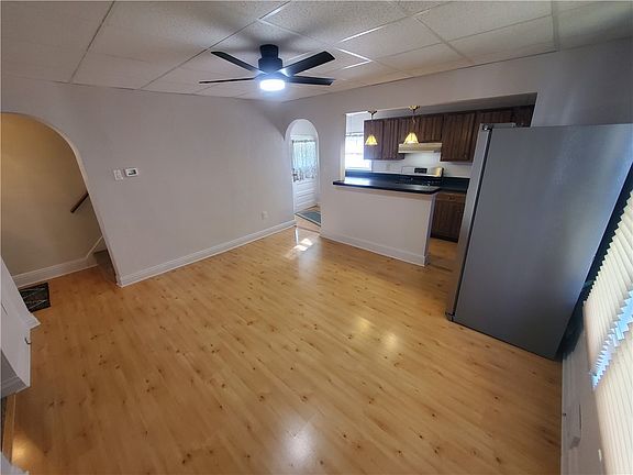 4th image of 171 James St