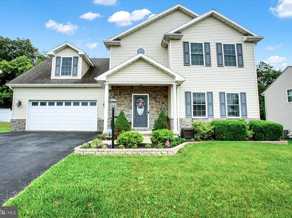 385 Thoroughbred Dr, York Haven, PA 17370