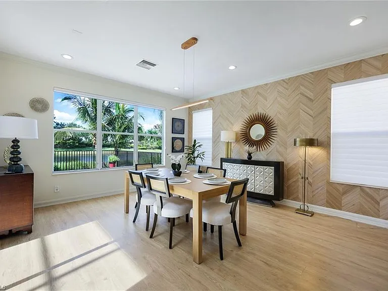10327 Carolina Willow Dr — Photo 10