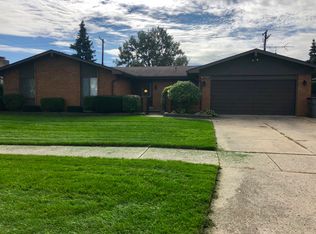 16724 Terra Bella Dr, Clinton Township, MI 48038