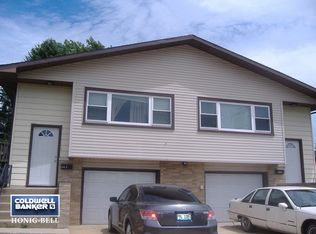 2122 Leness Ln, Crest Hill, IL 60403