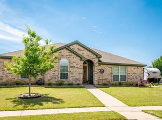 549 Barbara Jean Ln, Burleson, TX 76028