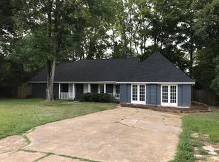 102 Plum Tree Rd, Brandon, MS 39047