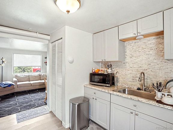 5th image of 1566 W Cedar Avenue