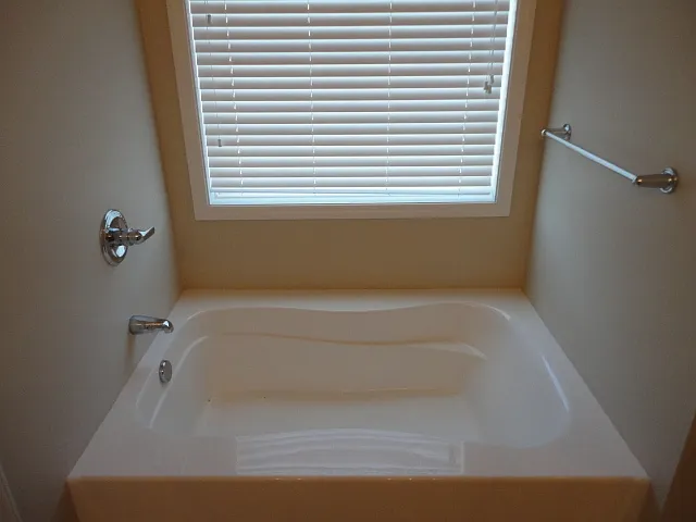 611 Blue Lake Dr — Photo 10