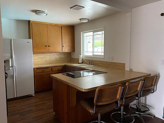 3rd image of 15060 Barnwall St