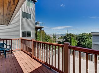 3722 34th Ave SW, Seattle, WA 98126