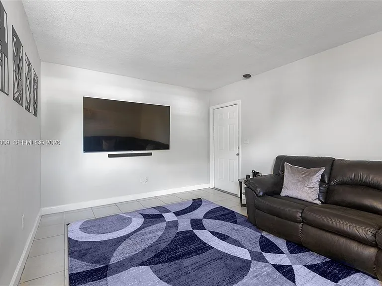 5755 NW 7th Ave #9 — Photo 3