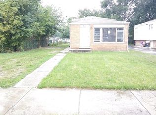 206 W 155th St, Harvey, IL 60426