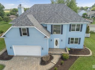 2512 Boomer Ln, Yorkville, IL 60560