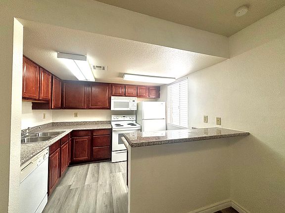 4th image of 5220 Indian River Dr Unit 295