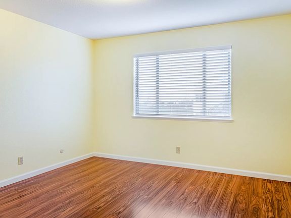 2nd image of 1325 41st Ave #3