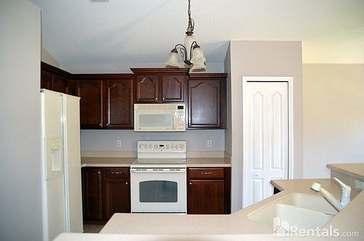 4th image of 11508 Stagbury Dr
