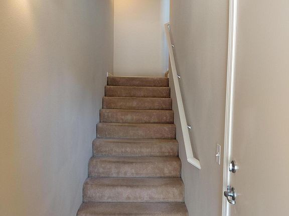 3rd image of 17000 Wedge Pkwy Unit 722