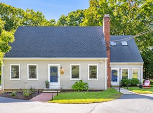 343 Horse Pond Rd, Madison, CT 06443