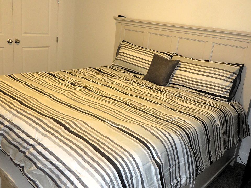 1st image of 1005 N 20 W #2