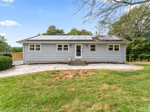 17 Lester Lane, New Milford, CT 06776