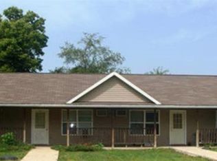 513 N Broadway St, Mentone, IN