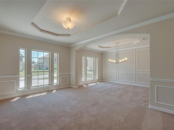 5th image of 1701 River Run Dr