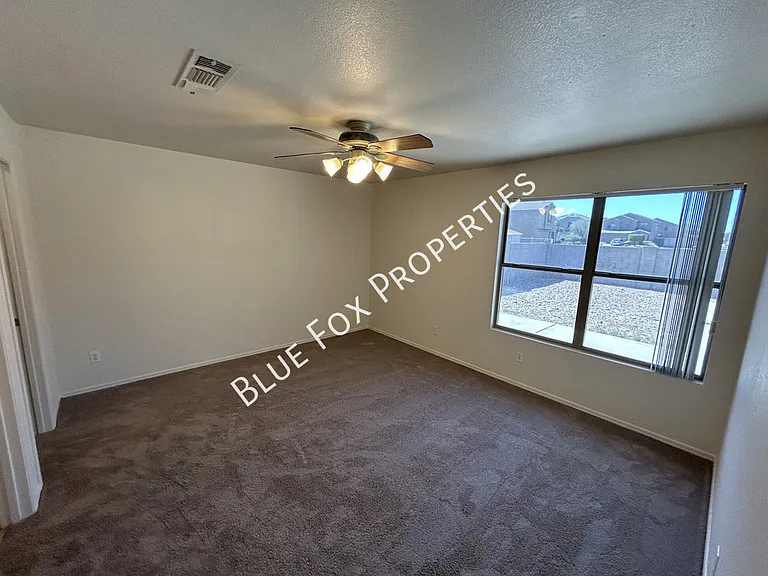2021 W Menzel Dr — Photo 8