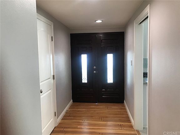 4th image of 18612 Calahan St