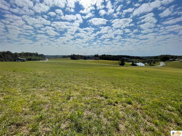 415 Indian Cliff Rd, Clarkson, KY 42726