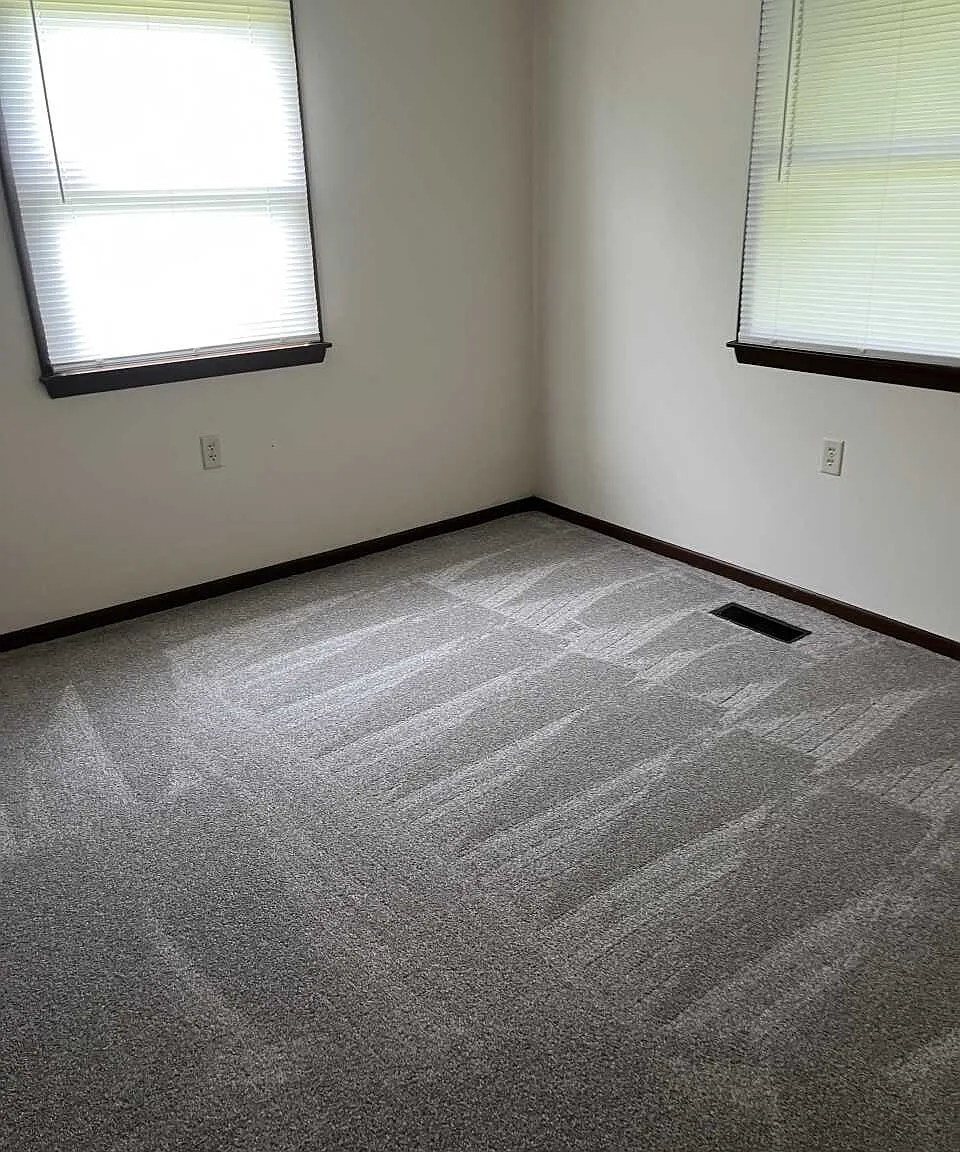 2 bed, $1,050 — Photo 3