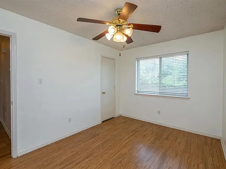 10820 Pebblecreek Ct — Photo 10