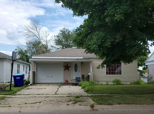 825 2nd Ave NE, Oelwein, IA 50662