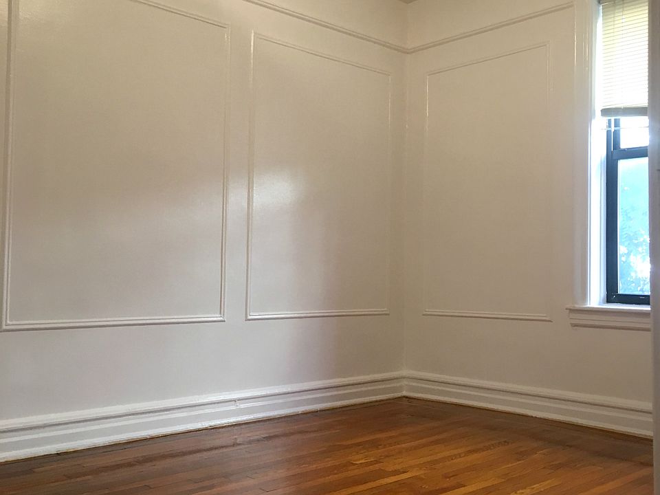 2nd image of 1318 W 6th St APT C9