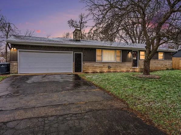 2612 Wildemere St, Kalamazoo, MI 49009