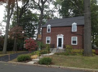 400 Locust Rd, Glenside, PA 19038