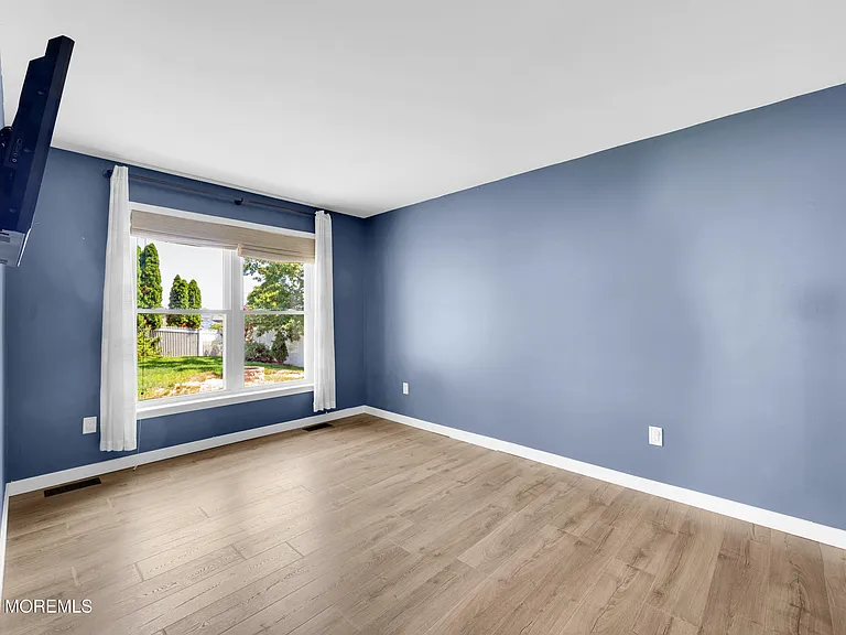 248 Compass Rd — Photo 20