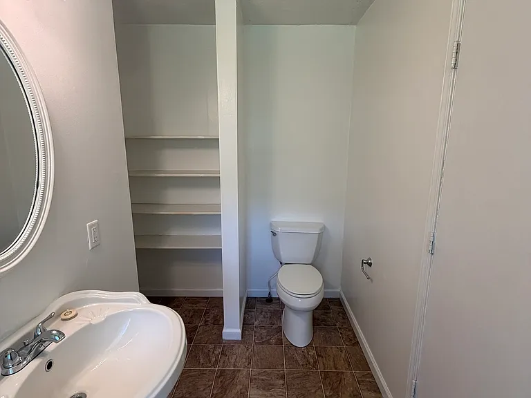 1796 Hickory St SE — Photo 18
