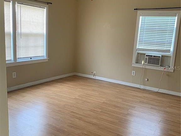 5th image of 416 S Clyde Ave