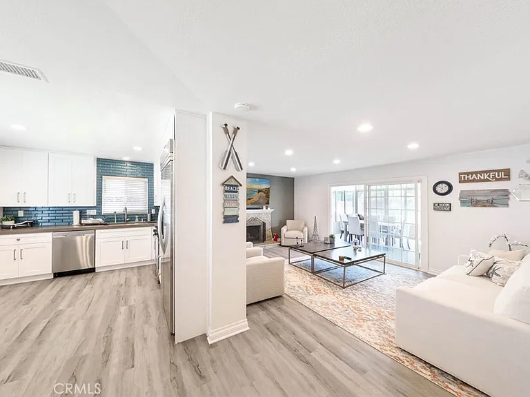 18091 Newland St — Photo 5