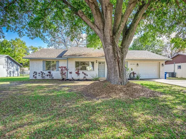 2839 Delrose Dr N, Lakeland, FL 33805