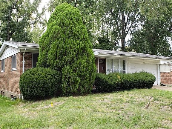 3rd image of 10529 Edgefield Dr