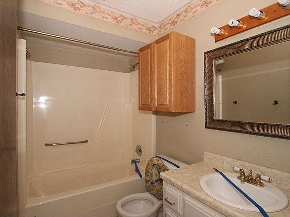 4th image of 1265 E 139th St S