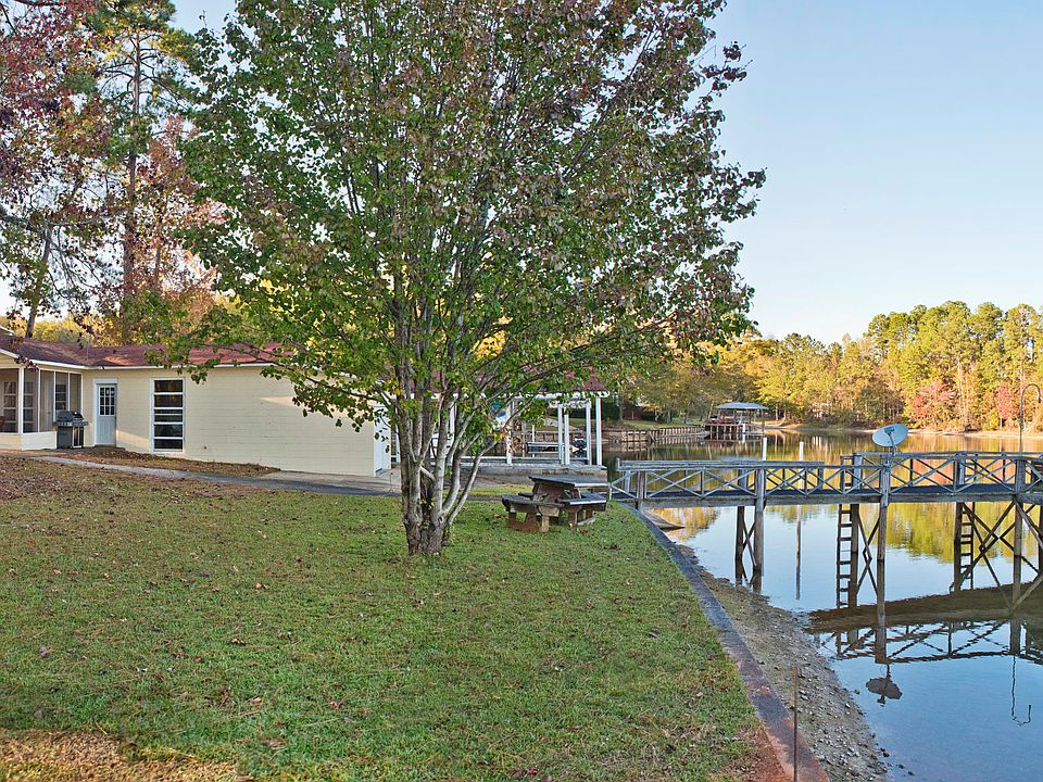 1st image of 129 Water Oak Ln